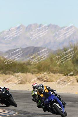 media/Nov-16-2025-Race Pace (Sun) [[8c5fa54630]]/Non Verified Riders (1st 20 Minutes)/2-Turn 10 (1010am)/